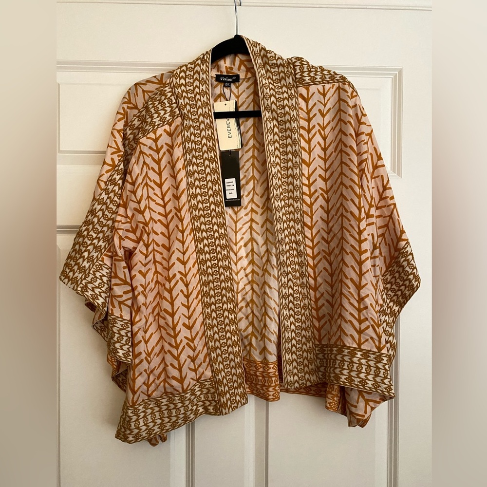 Tolani Raelyn Kimono Top